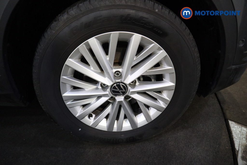 Volkswagen T-Roc Life Automatic Petrol SUV - Stock Number (1602002) - 20th supplementary image