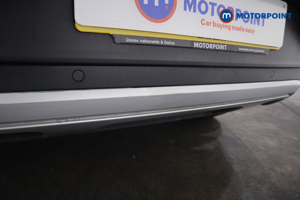 Volkswagen T-Roc Life Automatic Petrol SUV - Stock Number (1602002) - 23rd supplementary image