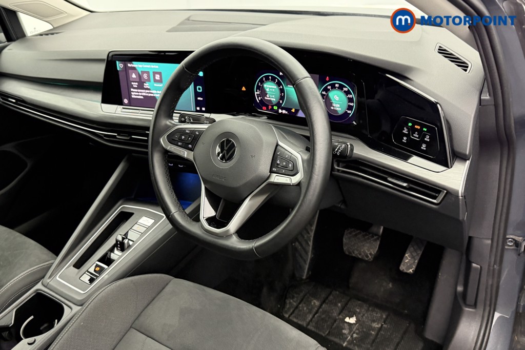 Volkswagen Golf Style Automatic Petrol Hatchback - Stock Number (1602054) - 4th supplementary image