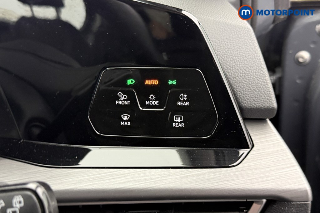 Volkswagen Golf Style Automatic Petrol Hatchback - Stock Number (1602054) - 15th supplementary image