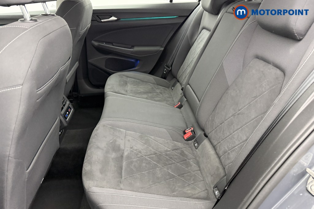 Volkswagen Golf Style Automatic Petrol Hatchback - Stock Number (1602054) - 22nd supplementary image