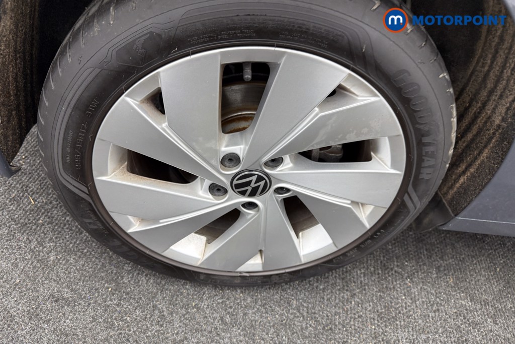 Volkswagen Golf Style Automatic Petrol Hatchback - Stock Number (1602054) - 30th supplementary image