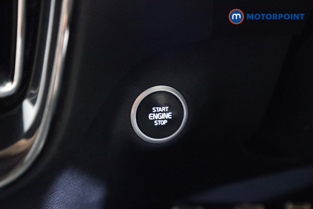 Volvo Xc40 R Design Pro Manual Petrol SUV - Stock Number (1602056) - 6th supplementary image