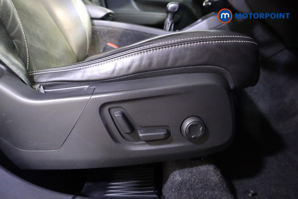 Volvo Xc40 R Design Pro Manual Petrol SUV - Stock Number (1602056) - 12th supplementary image