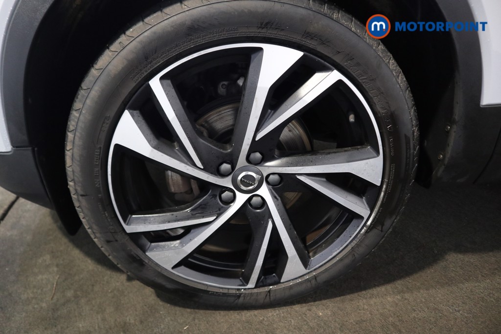 Volvo Xc40 R Design Pro Manual Petrol SUV - Stock Number (1602056) - 21st supplementary image