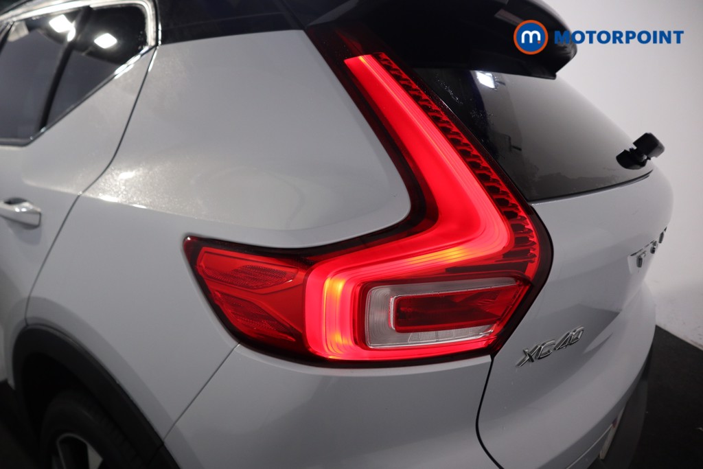 Volvo Xc40 R Design Pro Manual Petrol SUV - Stock Number (1602056) - 24th supplementary image