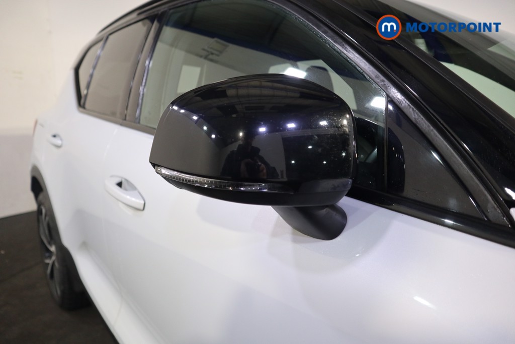 Volvo Xc40 R Design Pro Manual Petrol SUV - Stock Number (1602056) - 26th supplementary image