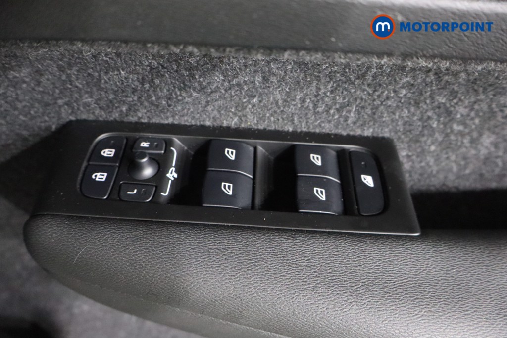 Volvo Xc40 Inscription Pro Automatic Petrol SUV - Stock Number (1602130) - 15th supplementary image