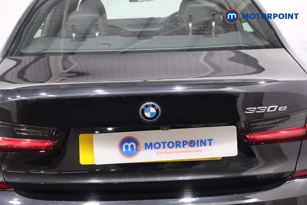 BMW 3 Series M Sport Automatic Petrol Plug-In Hybrid Saloon - Stock Number (1602245) - 33rd supplementary image