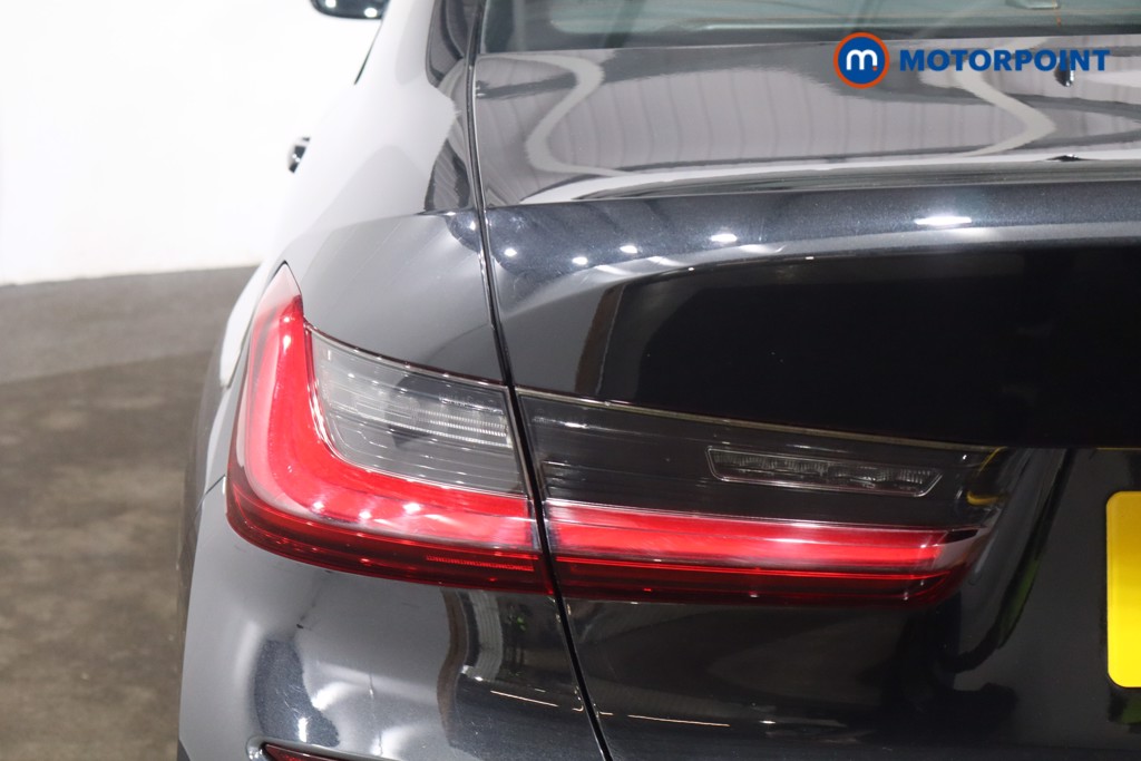 BMW 3 Series M Sport Automatic Petrol Plug-In Hybrid Saloon - Stock Number (1602245) - 34th supplementary image