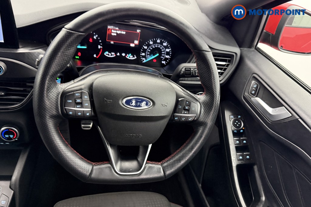 Ford Focus St-Line Manual Diesel Hatchback - Stock Number (1602261) - 3rd supplementary image