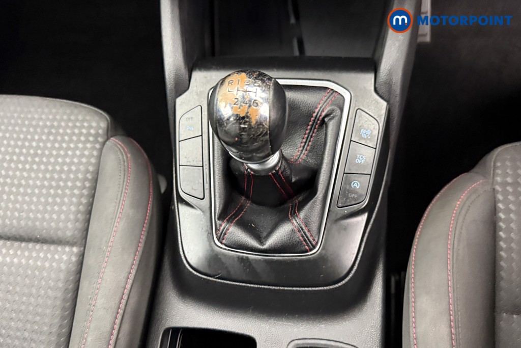 Ford Focus St-Line Manual Diesel Hatchback - Stock Number (1602261) - 12th supplementary image