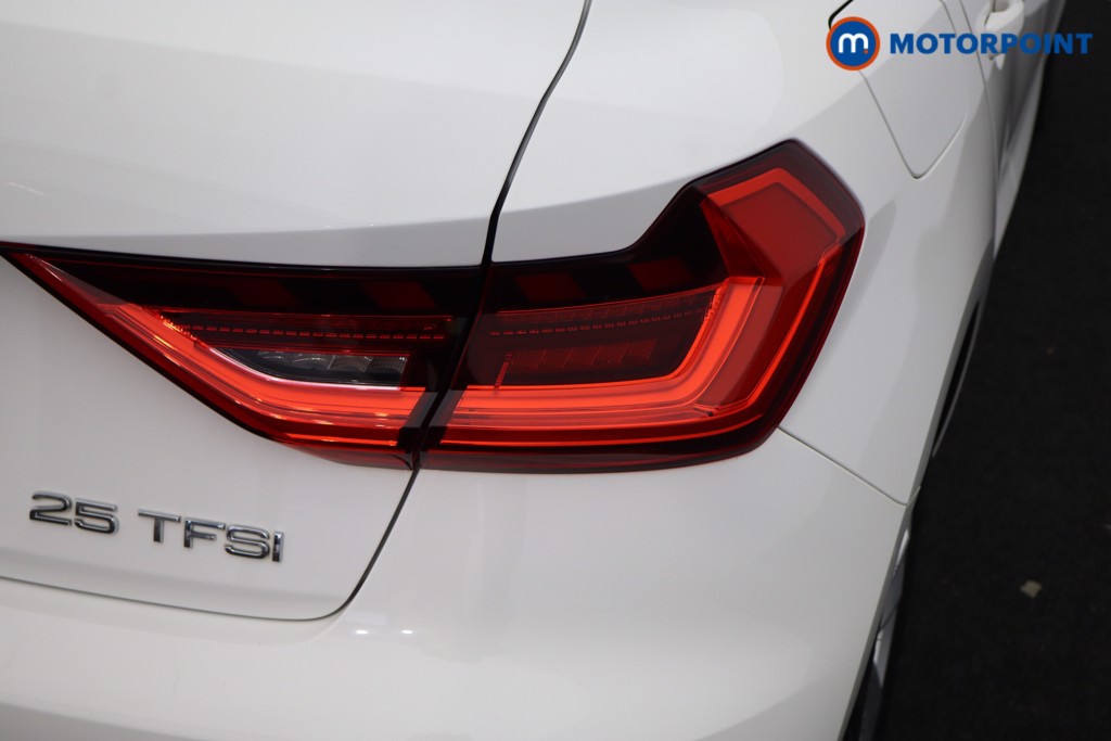 Audi A1 Technik Manual Petrol Hatchback - Stock Number (1602325) - 16th supplementary image