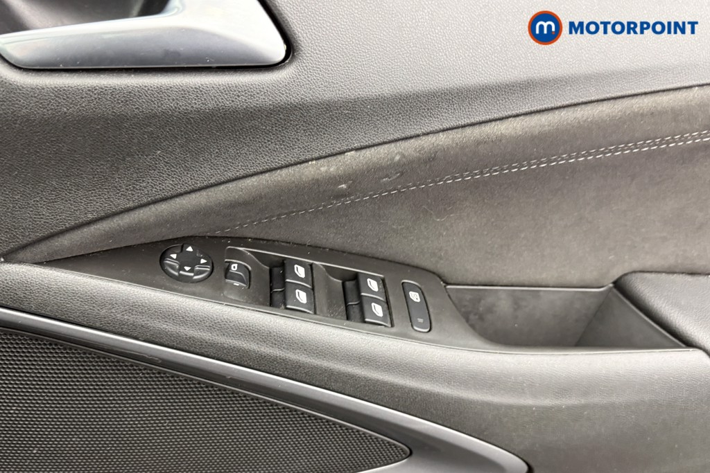 Vauxhall Crossland Ultimate Manual Petrol SUV - Stock Number (1602477) - 15th supplementary image