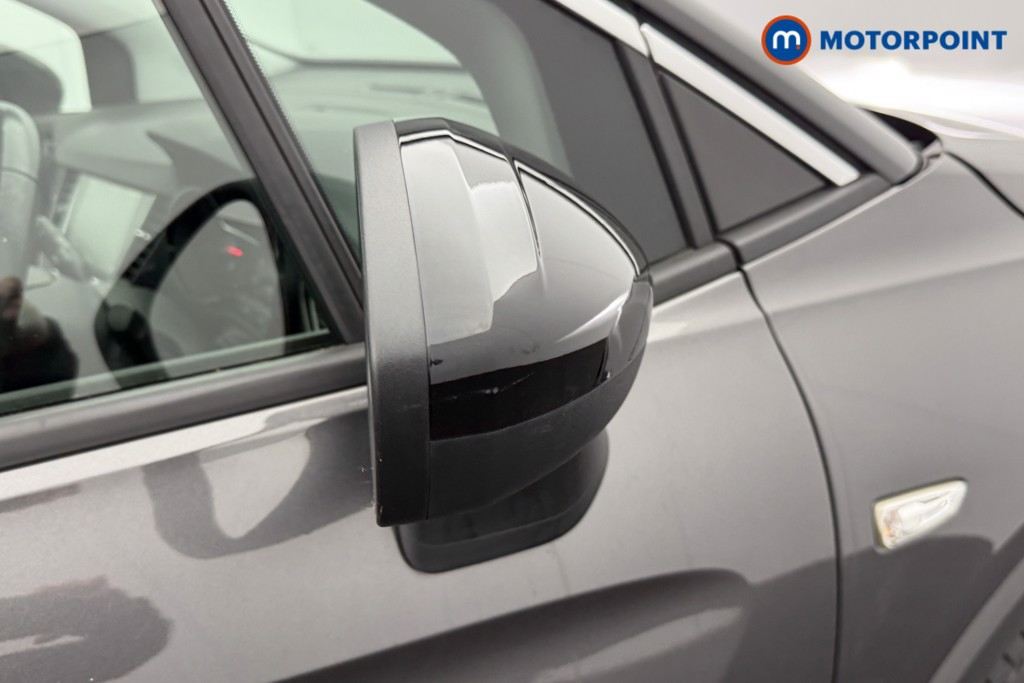 Vauxhall Crossland Ultimate Manual Petrol SUV - Stock Number (1602477) - 16th supplementary image