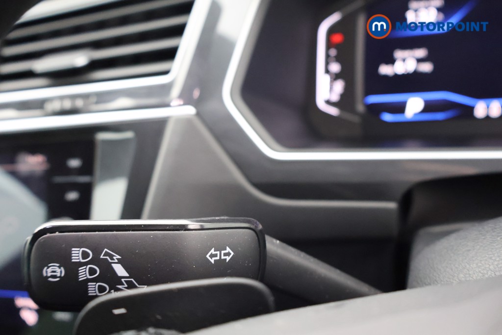 Volkswagen Tiguan R-Line Automatic Petrol SUV - Stock Number (1602616) - 5th supplementary image
