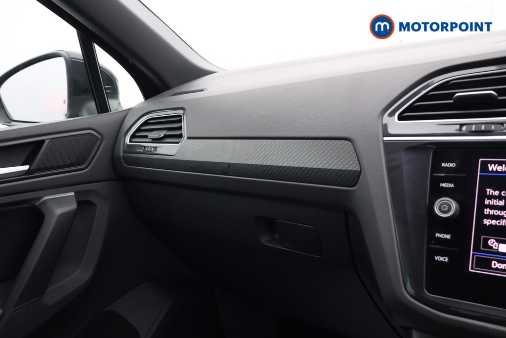 Volkswagen Tiguan R-Line Automatic Petrol SUV - Stock Number (1602616) - 11th supplementary image
