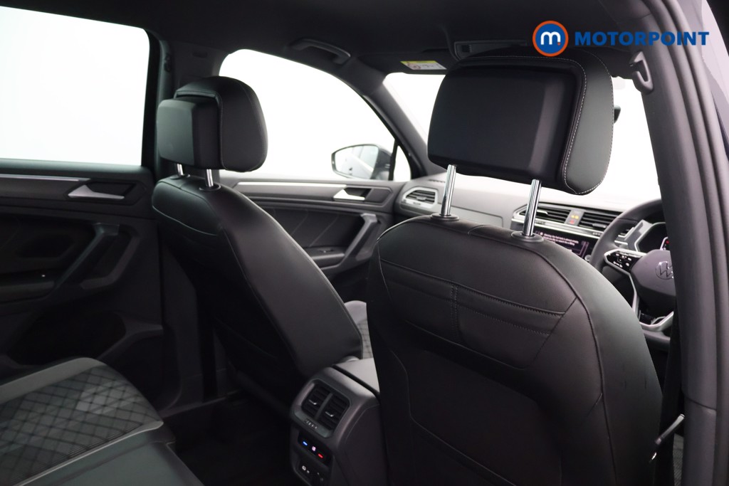Volkswagen Tiguan R-Line Automatic Petrol SUV - Stock Number (1602616) - 17th supplementary image