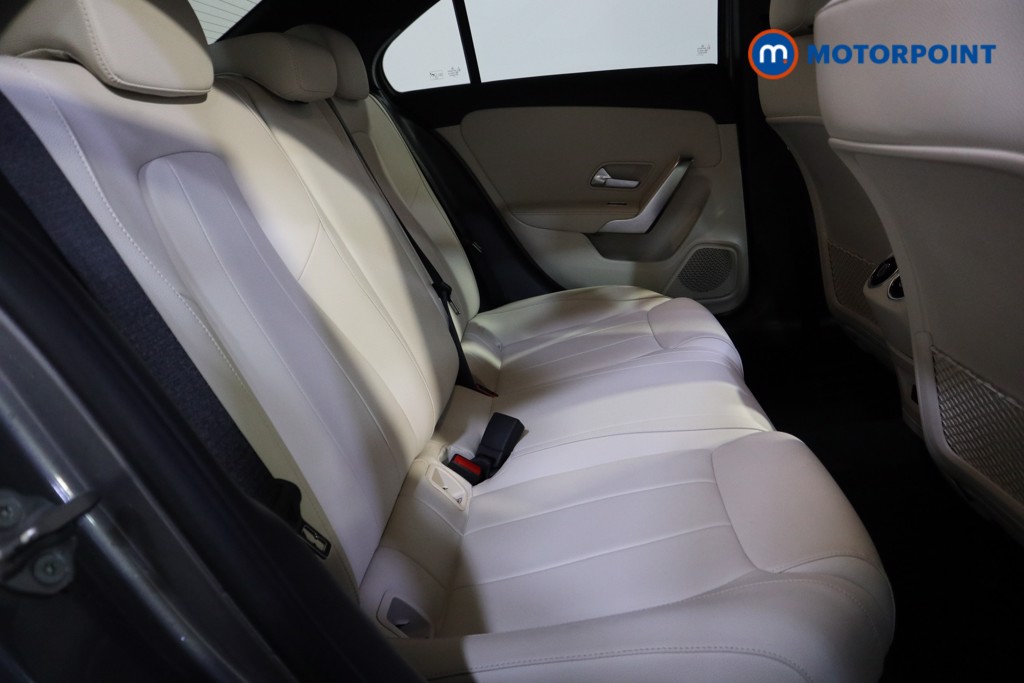 Mercedes-Benz A Class Sport Executive Edition Automatic Petrol Saloon - Stock Number (1602767) - 17th supplementary image