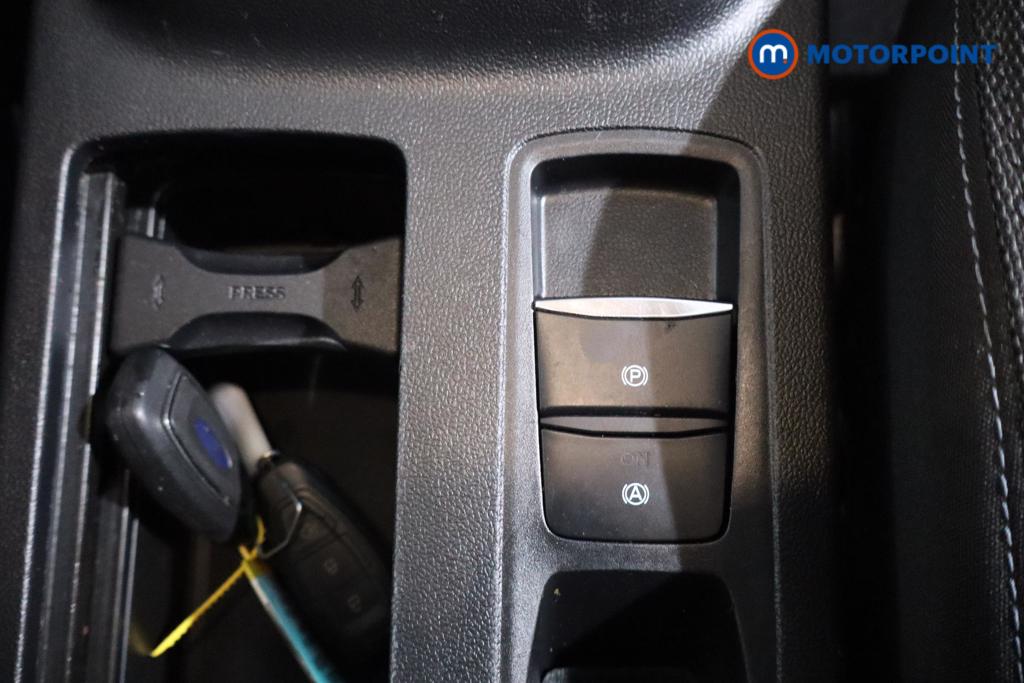 Ford Focus Active Manual Petrol Hatchback - Stock Number (1602825) - 5th supplementary image