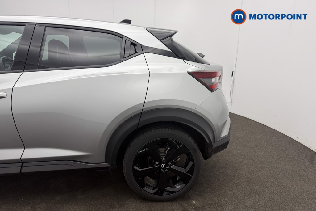 Nissan Juke Tekna Automatic Petrol SUV - Stock Number (1602945) - 4th supplementary image