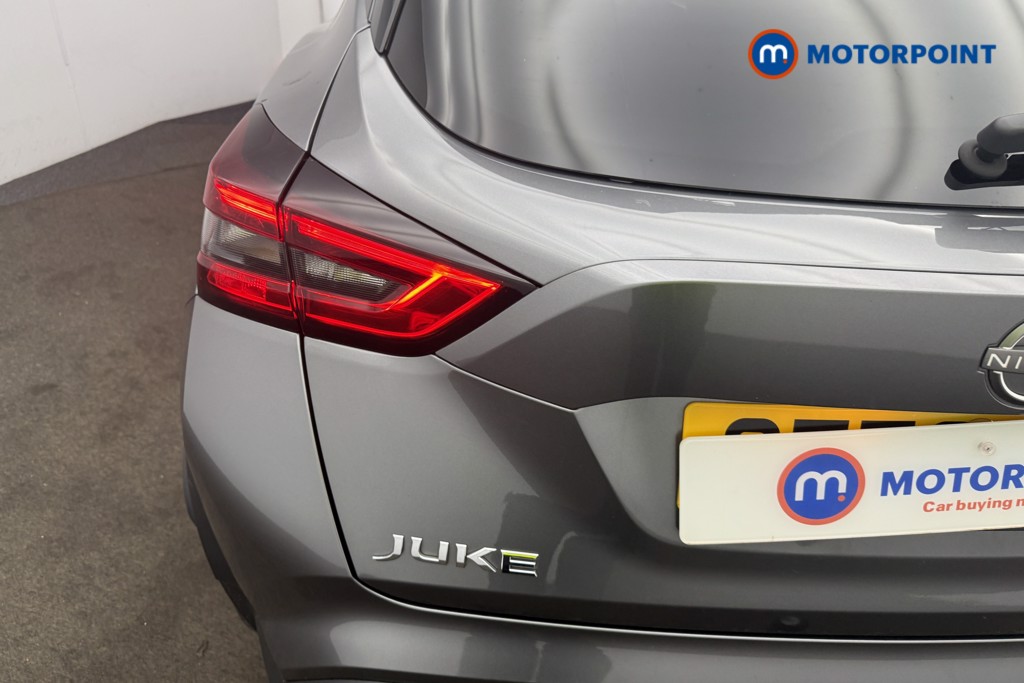 Nissan Juke Tekna Automatic Petrol-Electric Hybrid SUV - Stock Number (1603194) - 9th supplementary image