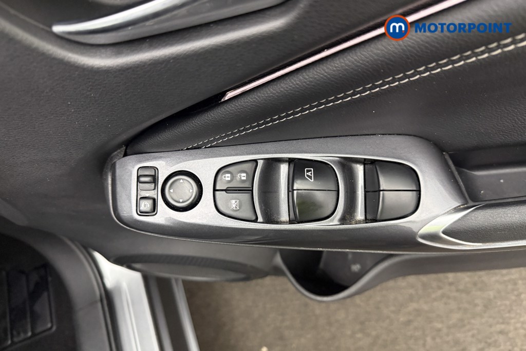 Nissan Juke Tekna Automatic Petrol-Electric Hybrid SUV - Stock Number (1603194) - 20th supplementary image