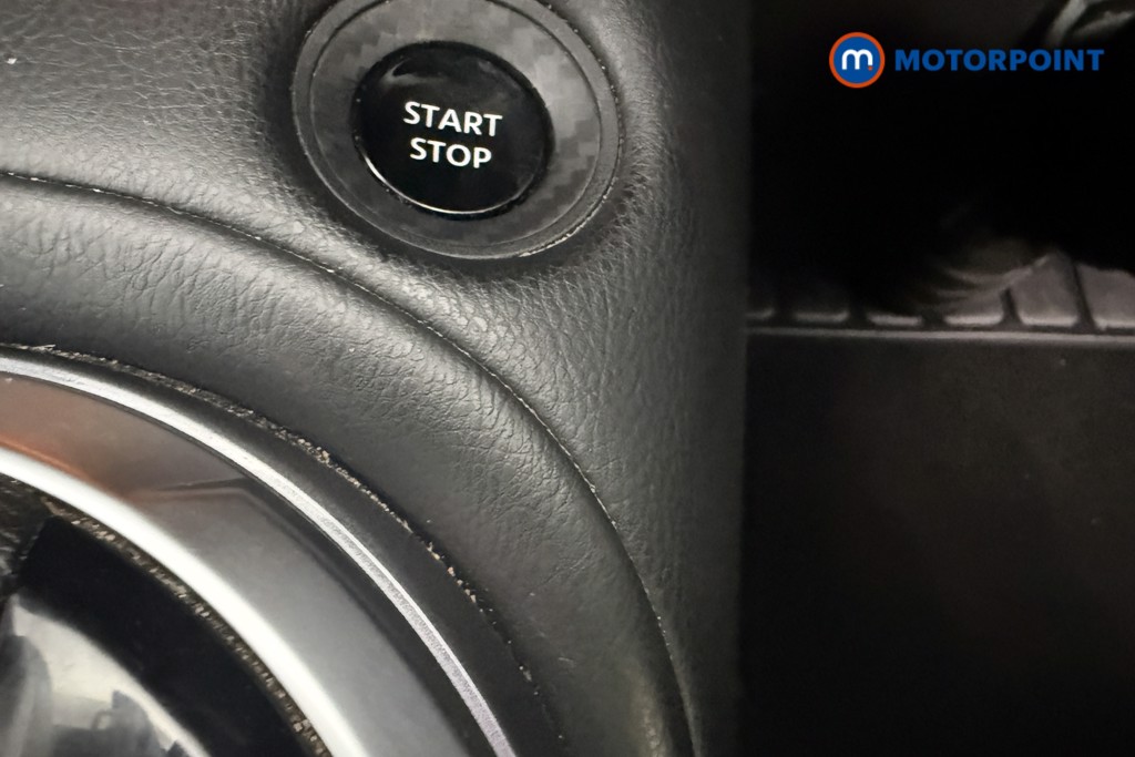 Nissan Juke Tekna Automatic Petrol-Electric Hybrid SUV - Stock Number (1603194) - 25th supplementary image