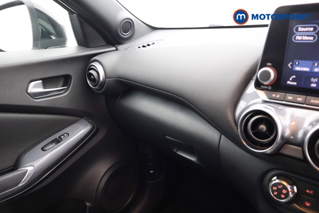 Nissan Juke Acenta Automatic Petrol SUV - Stock Number (1603199) - 9th supplementary image
