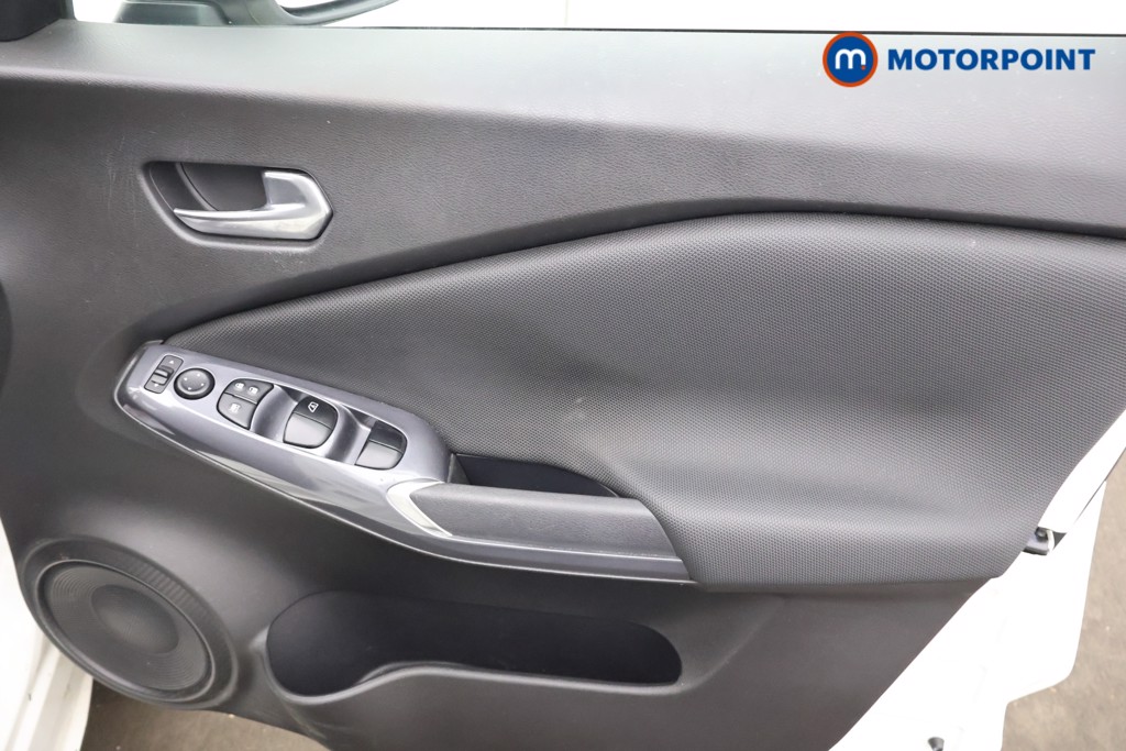 Nissan Juke Acenta Automatic Petrol SUV - Stock Number (1603199) - 11th supplementary image