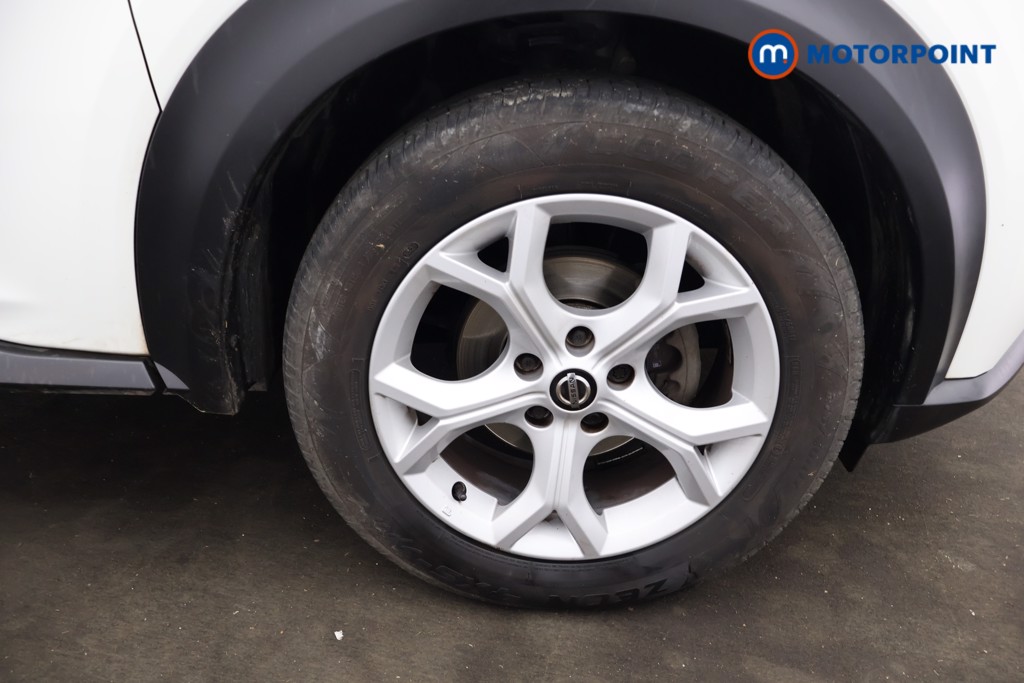 Nissan Juke Acenta Automatic Petrol SUV - Stock Number (1603199) - 23rd supplementary image