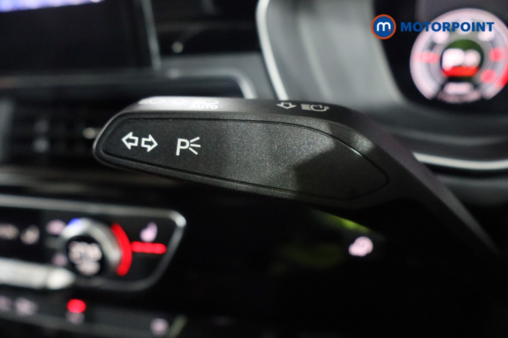 Audi A4 Black Edition Automatic Diesel Estate - Stock Number (1603411) - 5th supplementary image