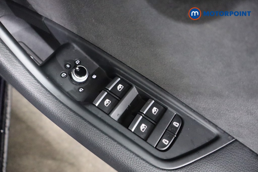 Audi A4 Black Edition Automatic Diesel Estate - Stock Number (1603411) - 19th supplementary image