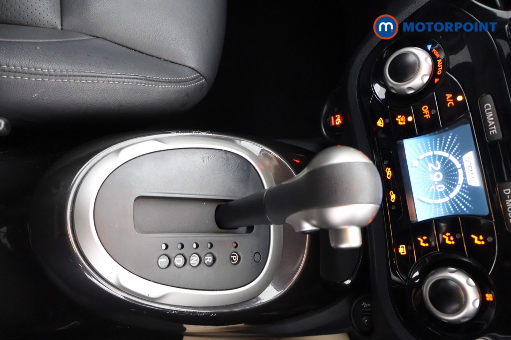 Nissan Juke Tekna Automatic Petrol SUV - Stock Number (1603421) - 9th supplementary image