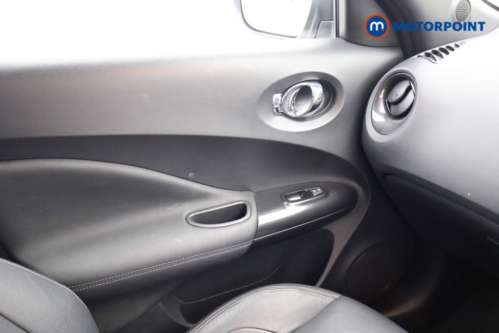 Nissan Juke Tekna Automatic Petrol SUV - Stock Number (1603421) - 11th supplementary image