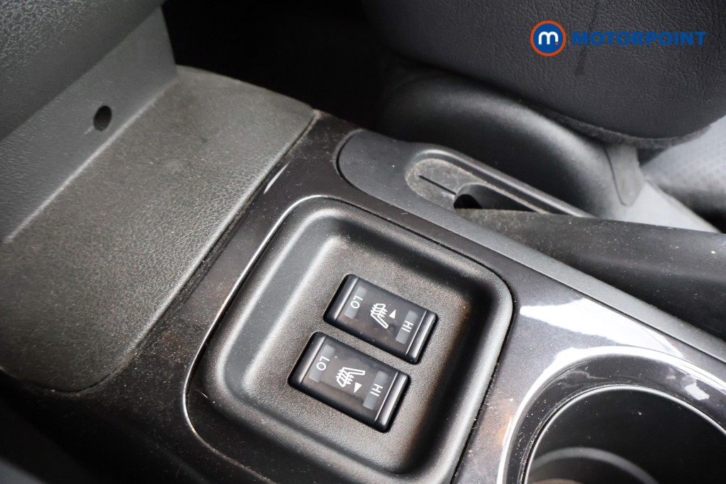 Nissan Juke Tekna Automatic Petrol SUV - Stock Number (1603421) - 15th supplementary image