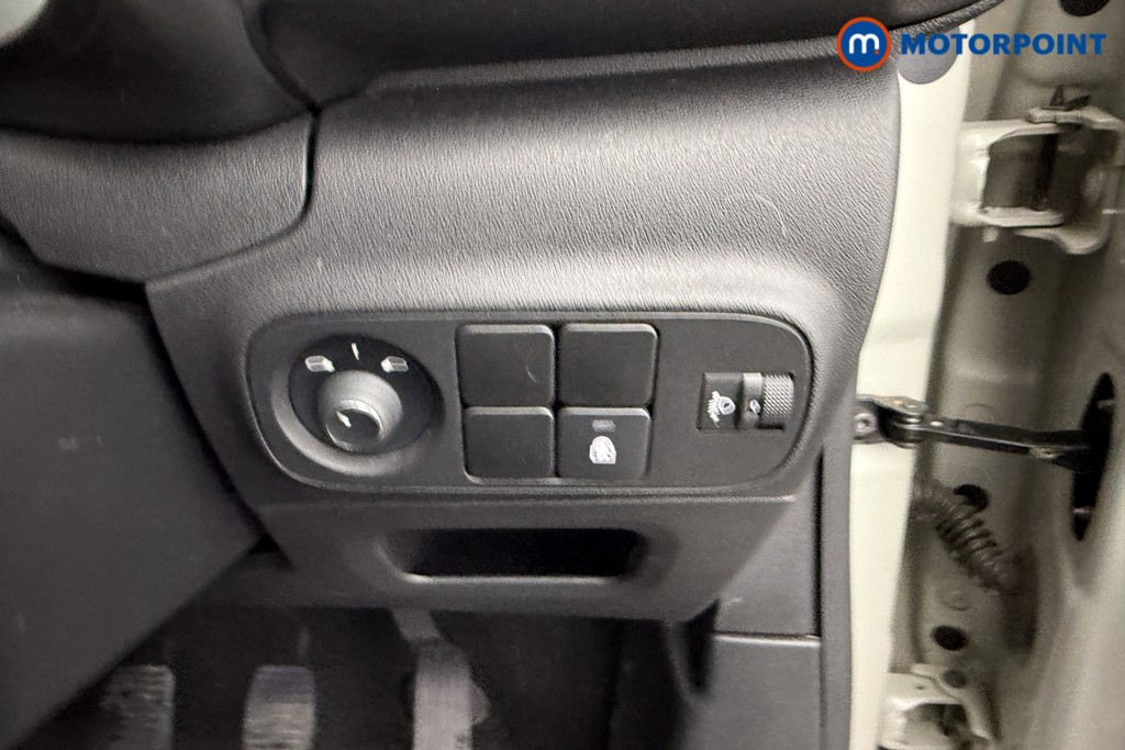 Citroen C3 C-Series Edition Manual Petrol Hatchback - Stock Number (1603442) - 14th supplementary image