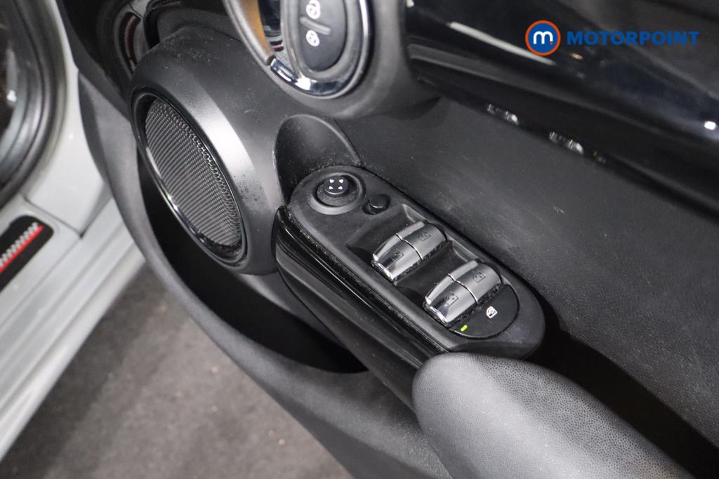 Mini Hatchback Cooper S Sport Manual Petrol Hatchback - Stock Number (1603600) - 11th supplementary image