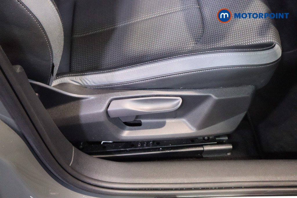 Audi A1 Black Edition Manual Petrol Hatchback - Stock Number (1603646) - 16th supplementary image