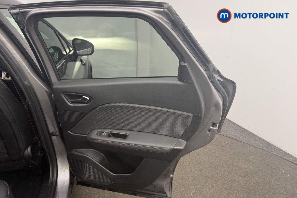 Renault Captur R.S. Line Automatic Petrol SUV - Stock Number (1603684) - 15th supplementary image