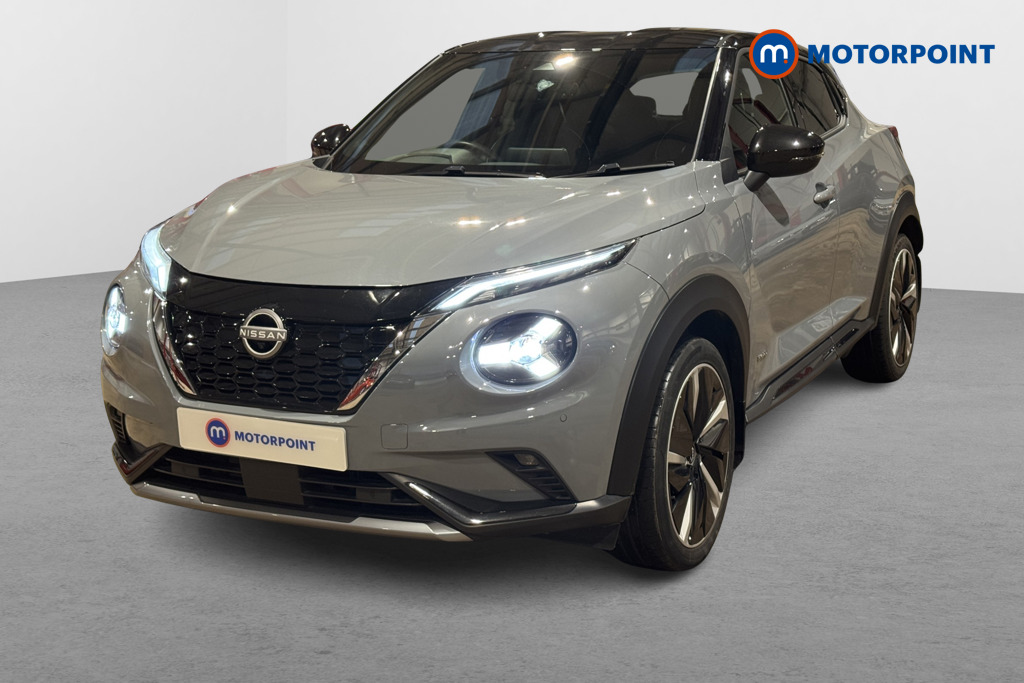 Nissan Juke Tekna-Plus Automatic Petrol-Electric Hybrid SUV - Stock Number (1603826) - Passenger side front corner