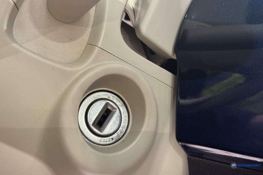 Fiat 500 Dolcevita Manual Petrol Hatchback - Stock Number (1603860) - 8th supplementary image