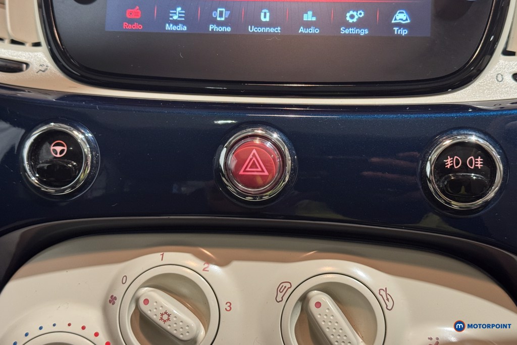 Fiat 500 Dolcevita Manual Petrol Hatchback - Stock Number (1603860) - 11th supplementary image