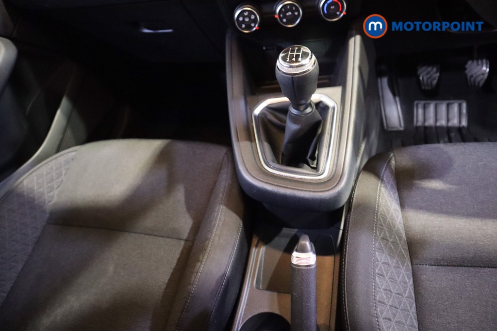 Renault Clio Play Manual Petrol Hatchback - Stock Number (1603923) - 6th supplementary image