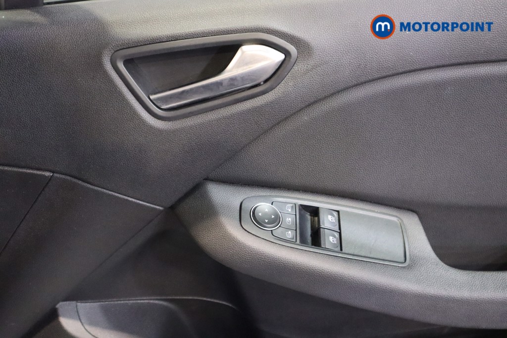 Renault Clio Play Manual Petrol Hatchback - Stock Number (1603923) - 10th supplementary image
