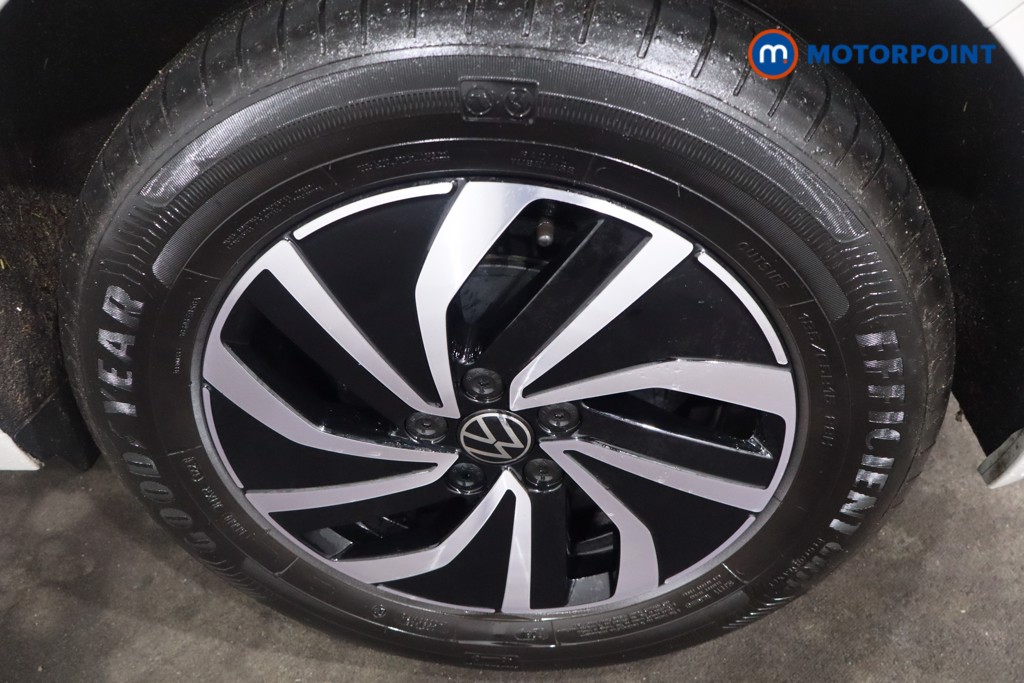 Volkswagen Polo Life Automatic Petrol Hatchback - Stock Number (1604294) - 12th supplementary image