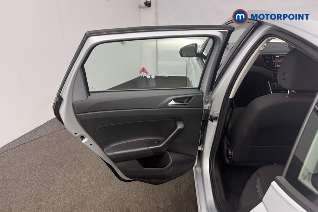 Volkswagen Polo Life Manual Petrol Hatchback - Stock Number (1604323) - 7th supplementary image