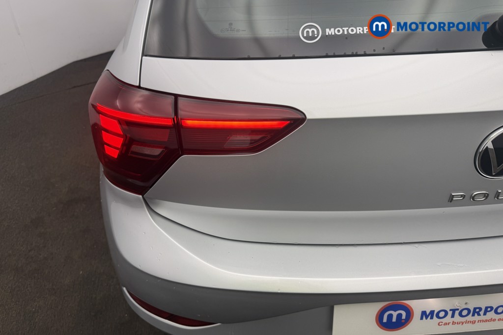 Volkswagen Polo Life Manual Petrol Hatchback - Stock Number (1604323) - 9th supplementary image
