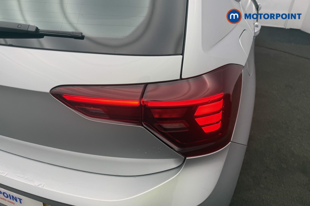 Volkswagen Polo Life Manual Petrol Hatchback - Stock Number (1604323) - 10th supplementary image