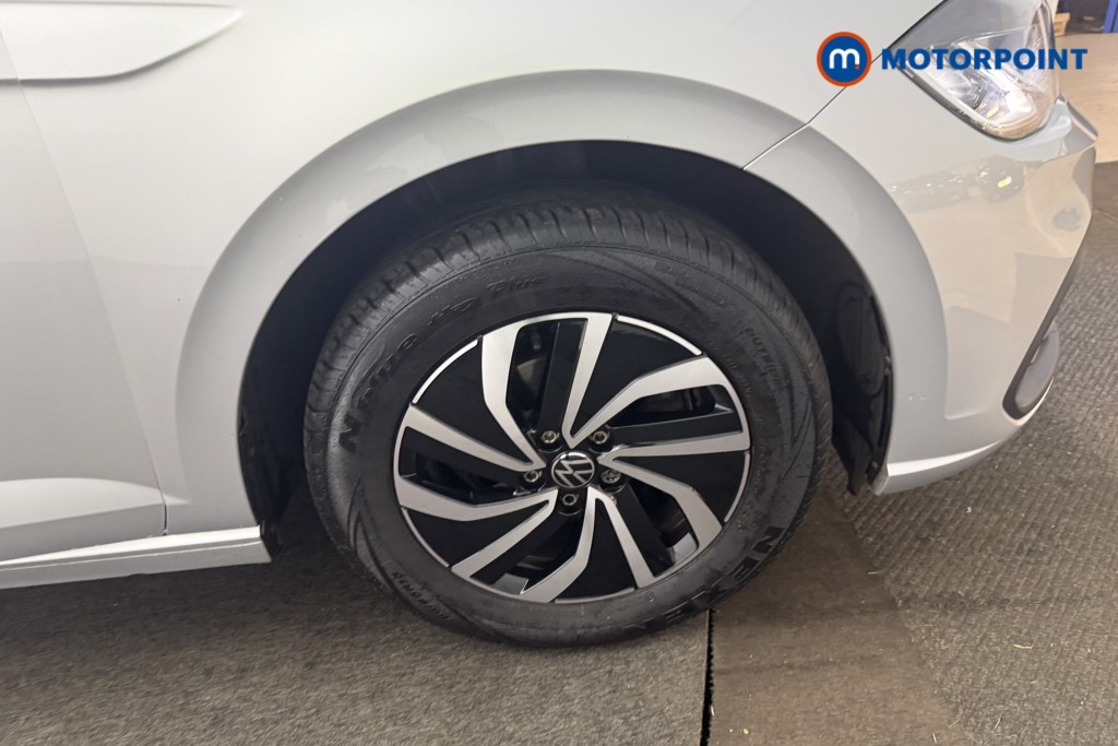 Volkswagen Polo Life Manual Petrol Hatchback - Stock Number (1604323) - 36th supplementary image